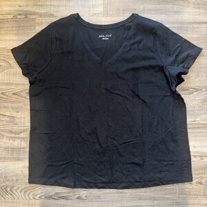 Ava & Viv Women’s 1X Black V Neck Short Sleeve T-Shirt Plus Size NWT